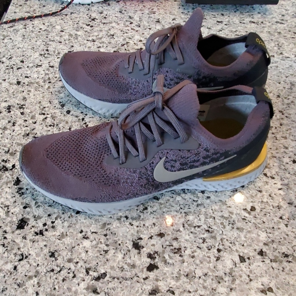 Mens Epic React Nikes